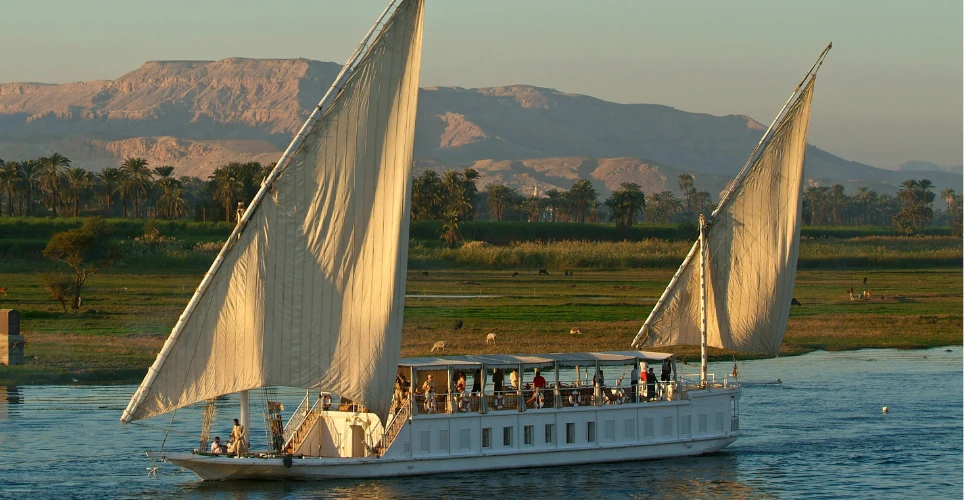 4 days - 3 nights nile cruise from cairo by flight