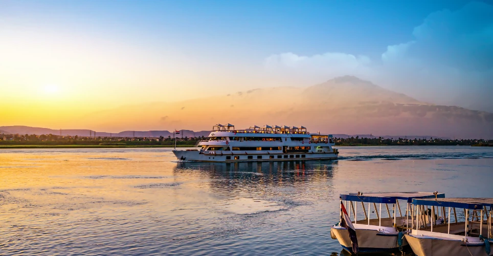 5 days nile cruise from cairo by flight