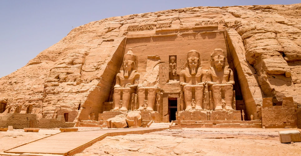 6 days abu simbel & dahabiya tour