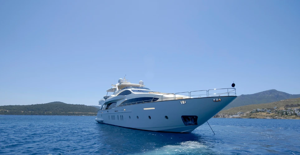 9 days dahabiya luxurious yacht & mummies experience